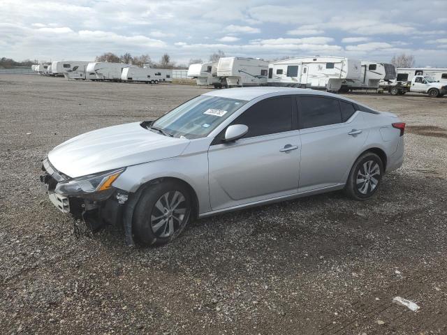 Nissan Altima s (2020)
