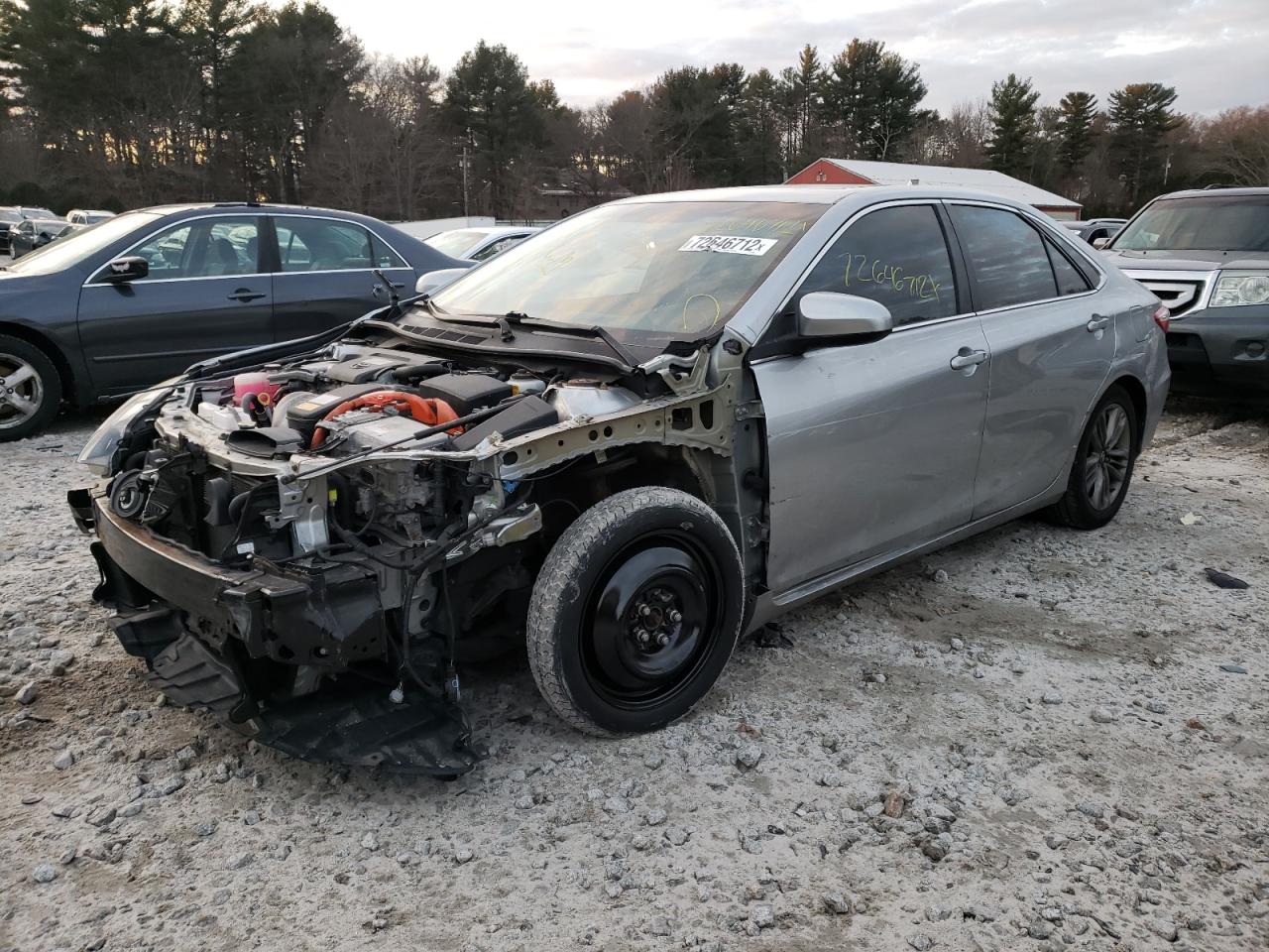 Toyota Camry hybr (2015)