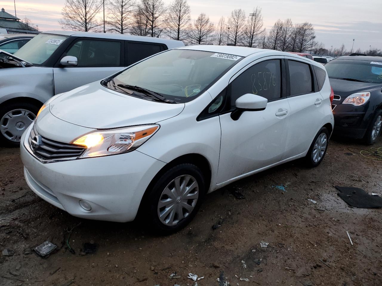 Nissan Versa note (2015)