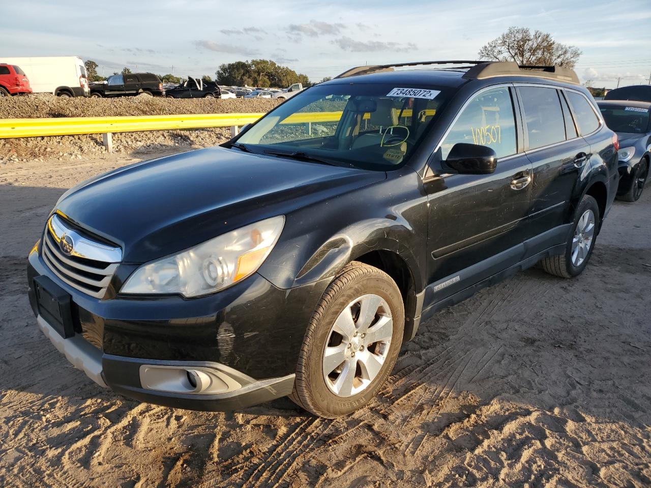 Subaru Outback 3- (2011)