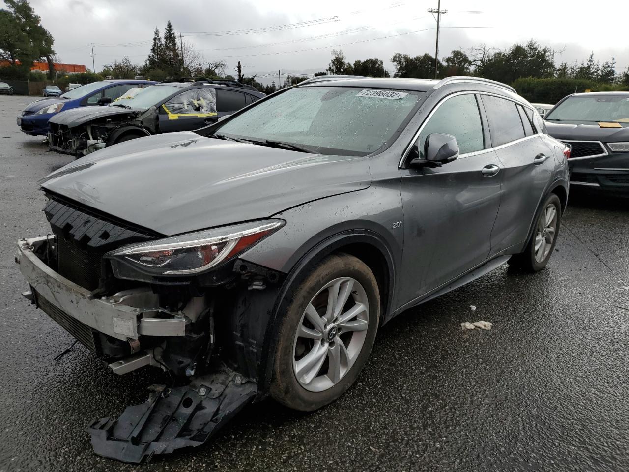 Infiniti Qx30 base (2017)