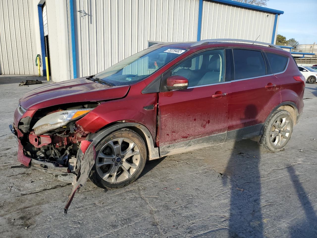 Ford Escape tit (2015)