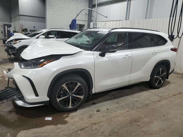 Toyota Highlander (2021)