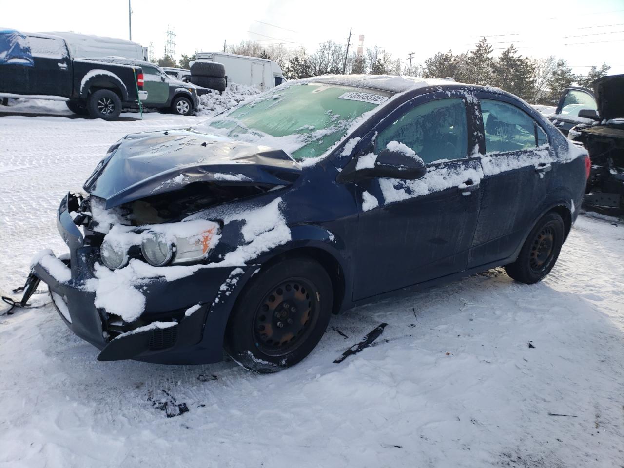 Chevrolet Sonic ls (2015)