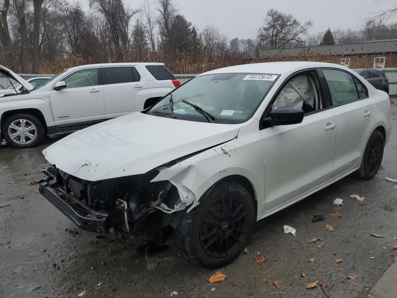 Volkswagen Jetta base (2015)