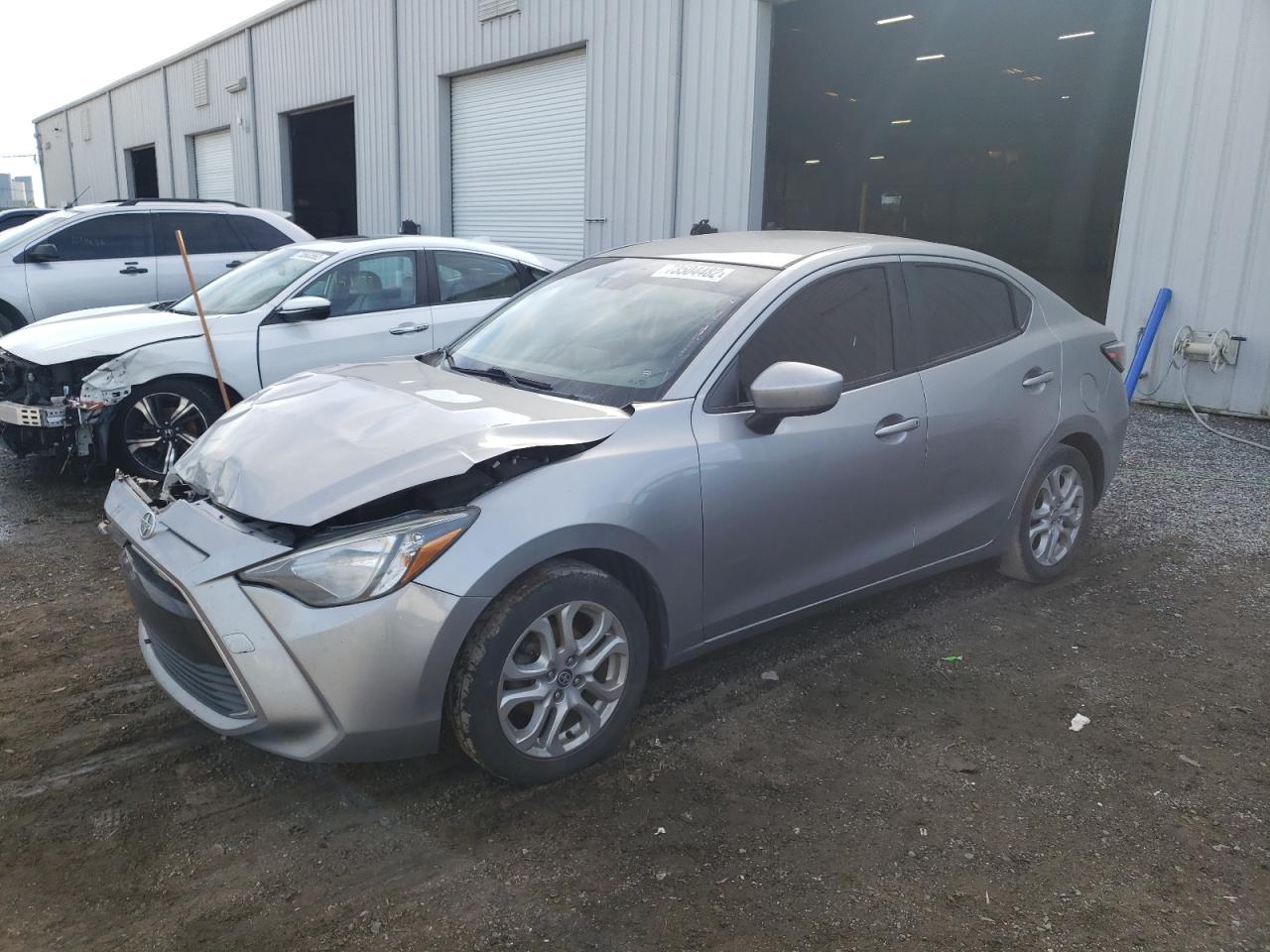 Toyota Scion ia (2016)