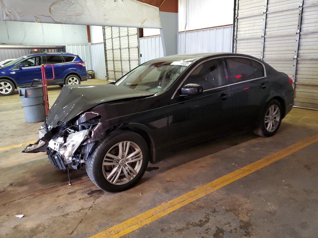 Infiniti G37 base (2013)