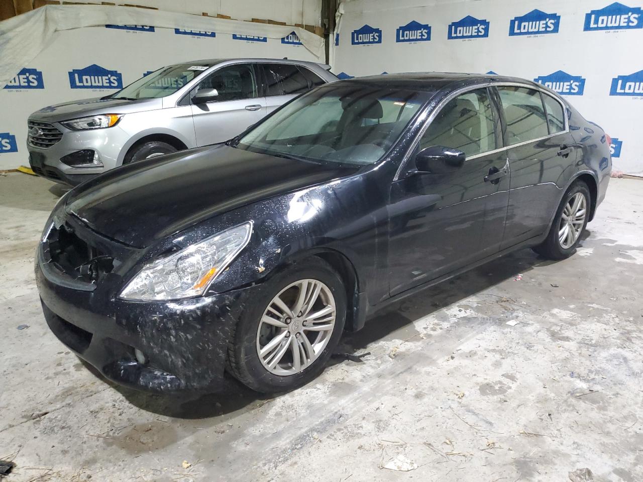 Infiniti G25 base (2011)