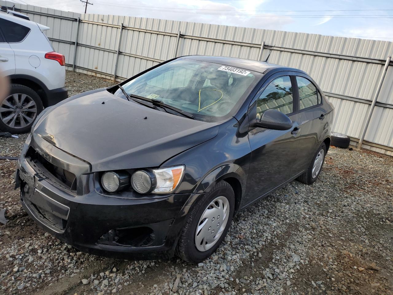 Chevrolet Sonic ls (2014)