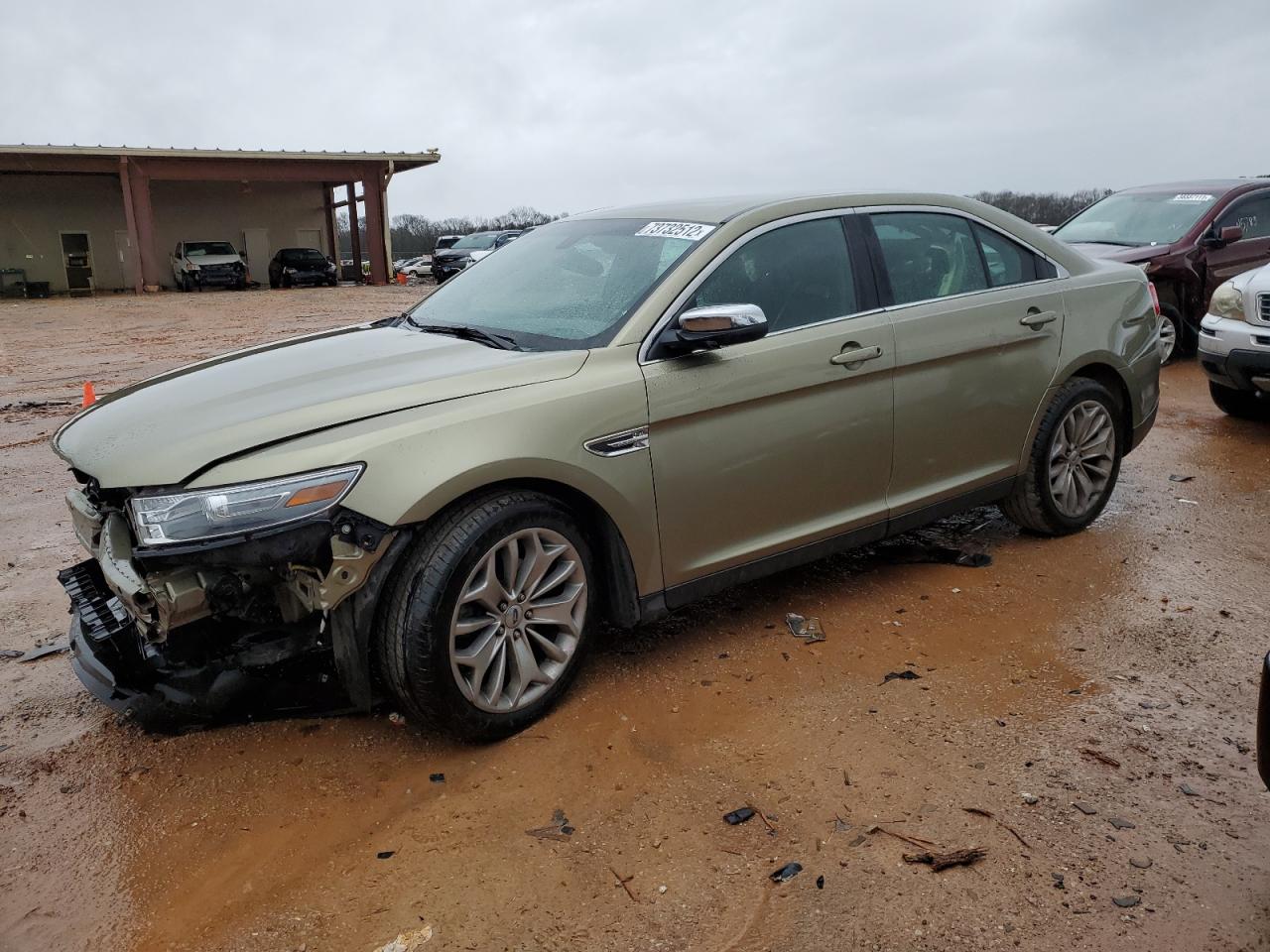Ford Taurus lim (2013)