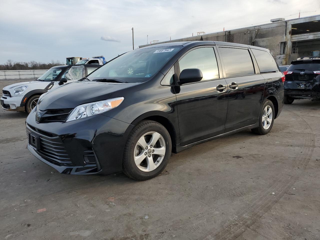 Toyota Sienna l (2020)