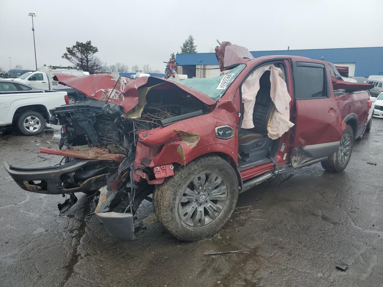 Nissan Titan sv (2017)