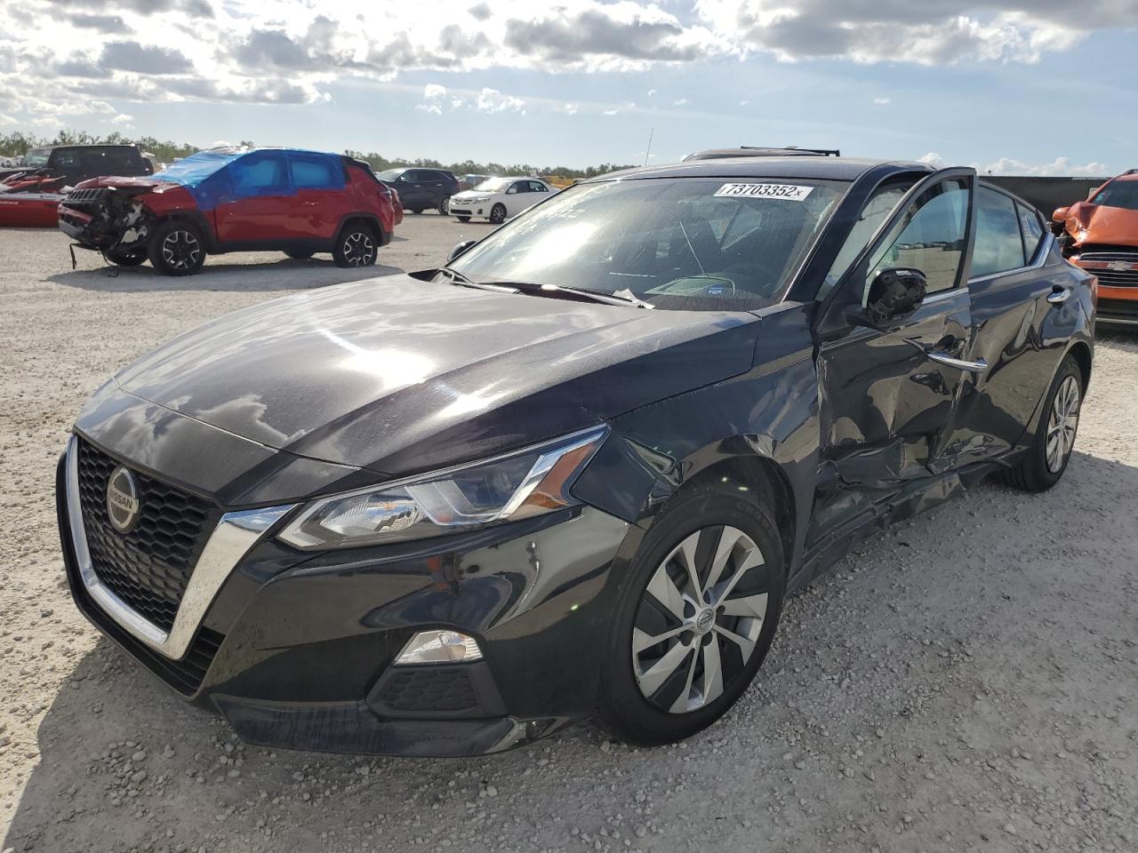 Nissan Altima s (2020)