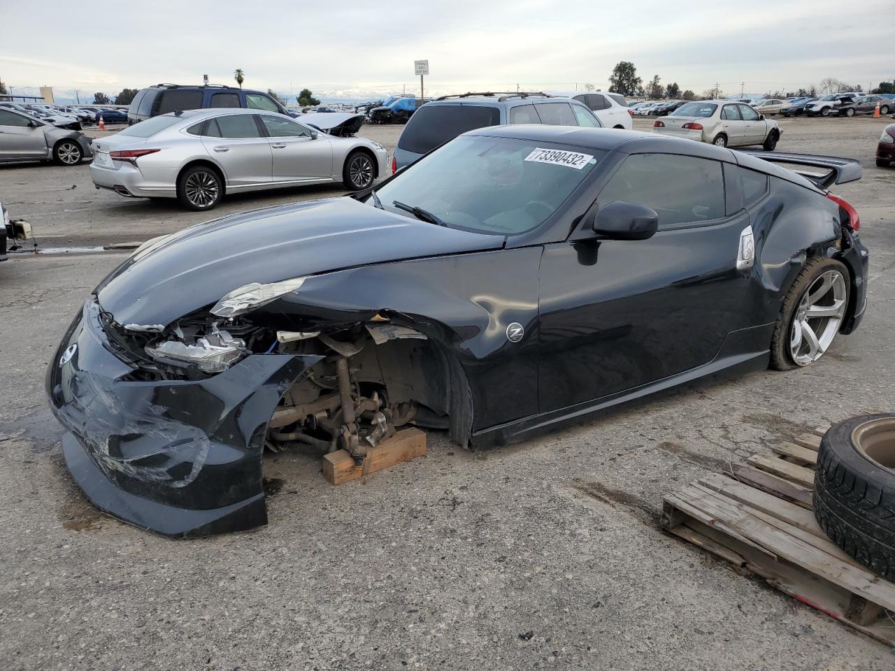 Nissan 370z base (2012)