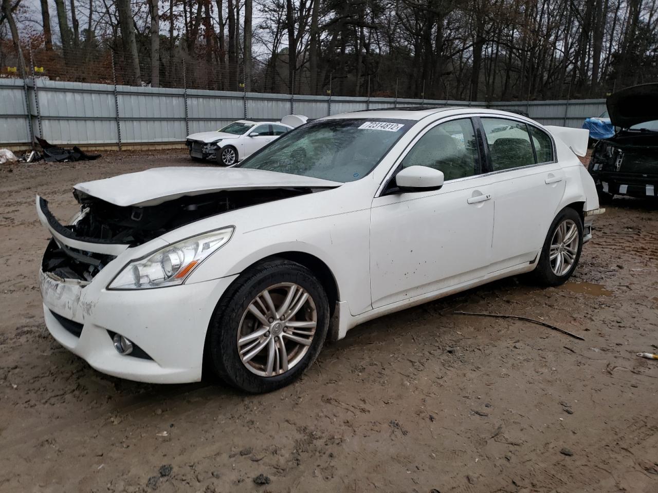 Infiniti G37 base (2012)