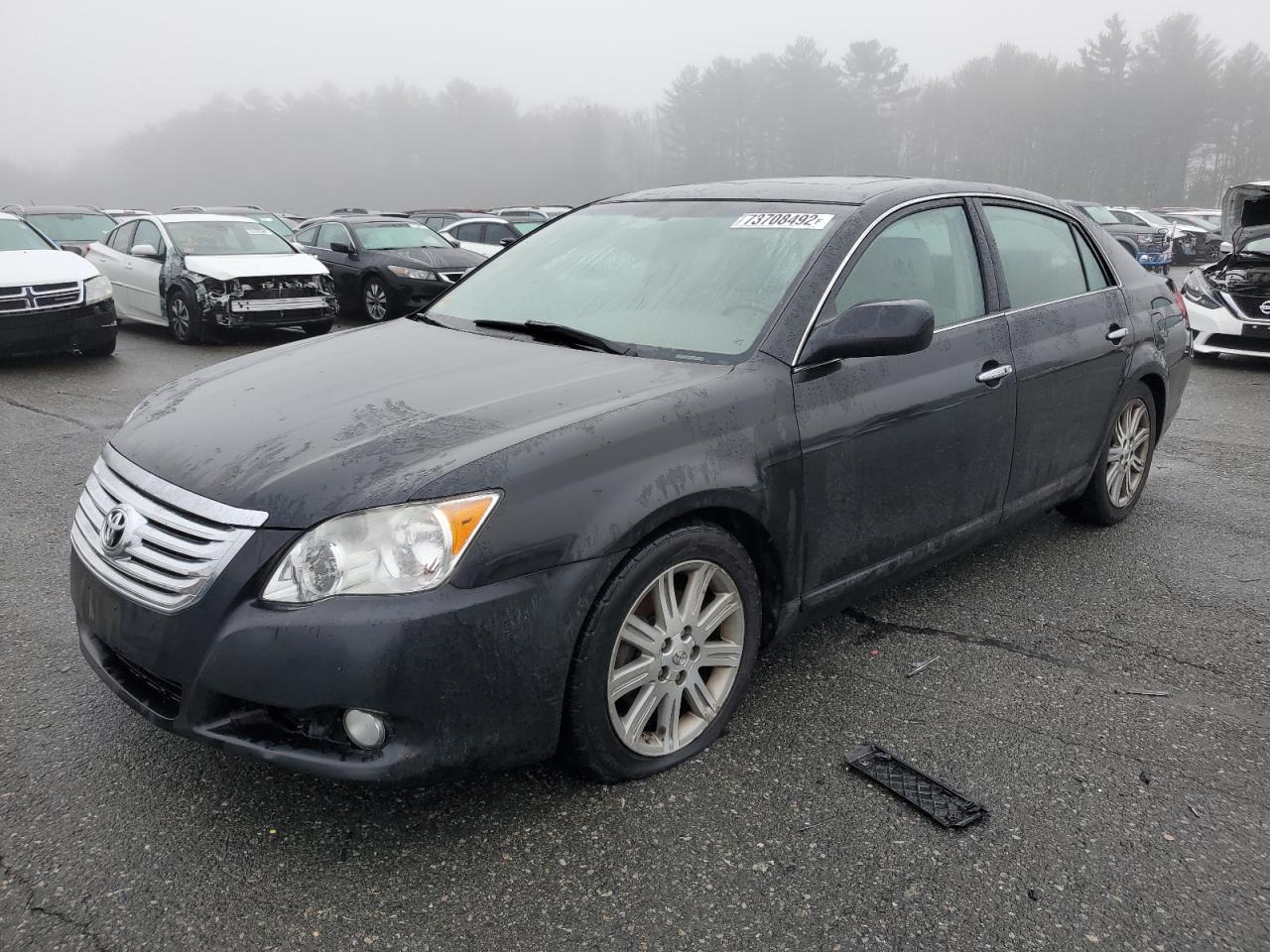 Toyota Avalon xl (2010)