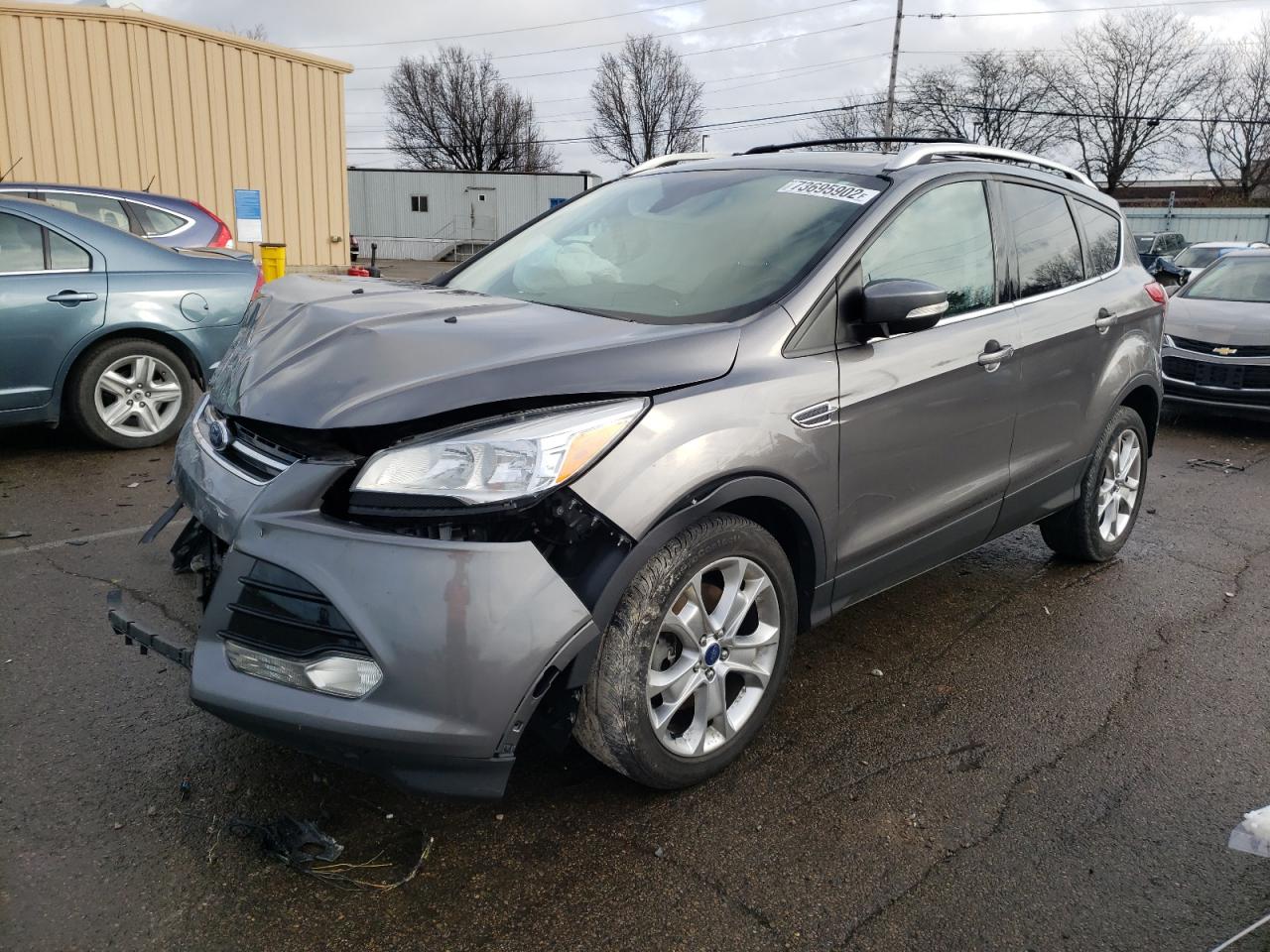 Ford Escape tit (2014)