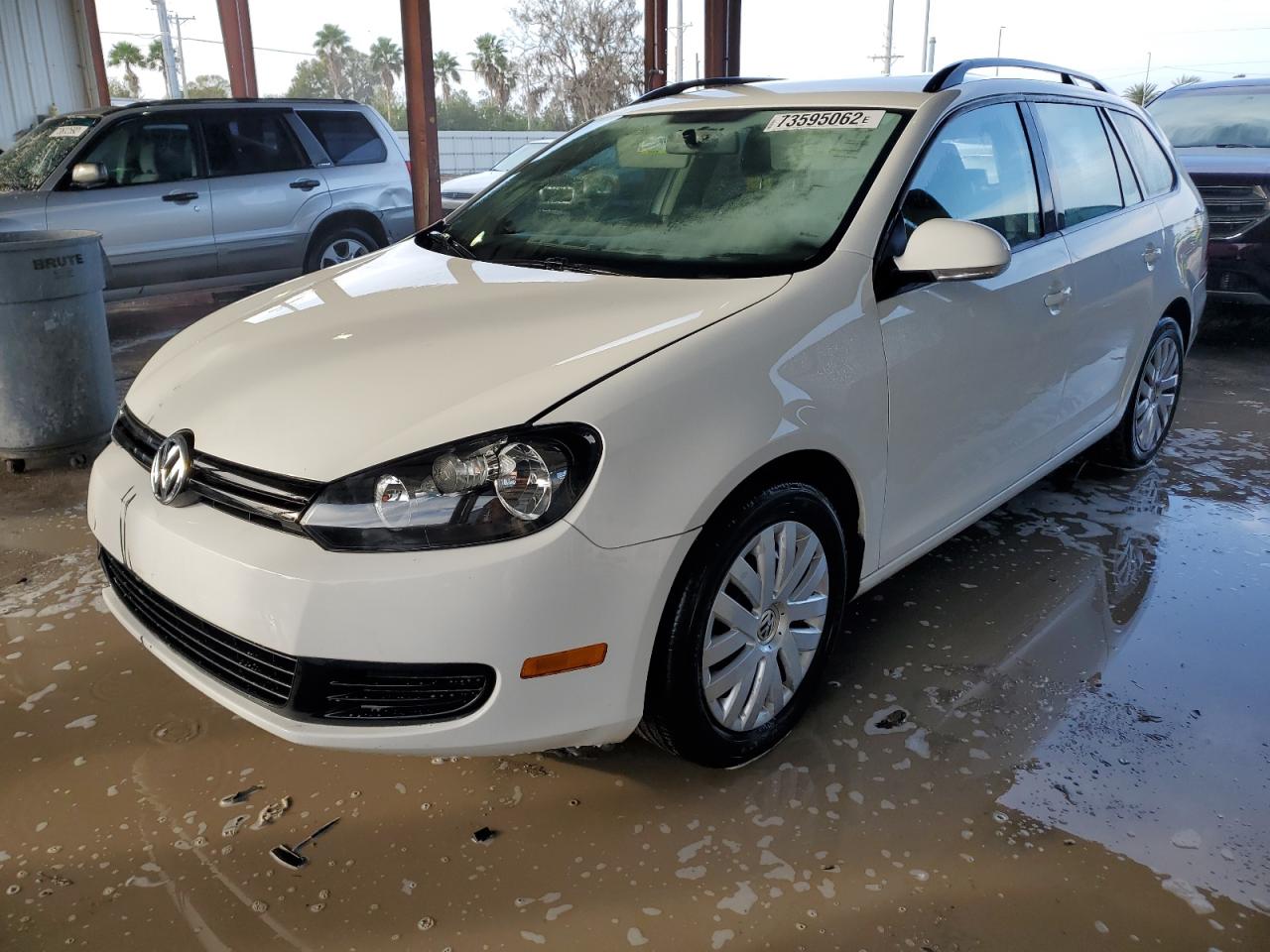 Volkswagen Jetta s (2010)
