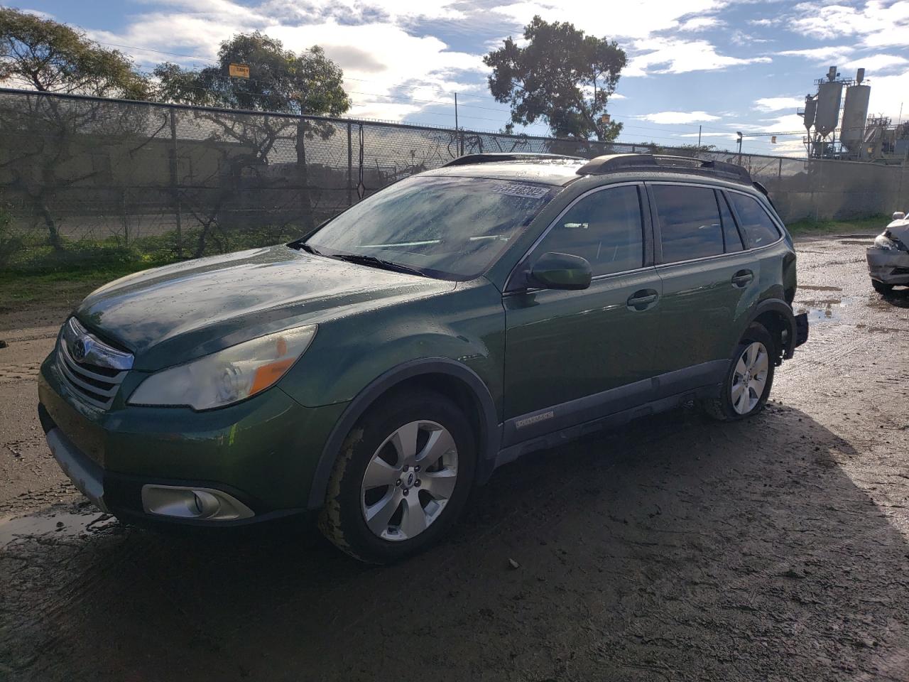 Subaru Outback 3- (2012)