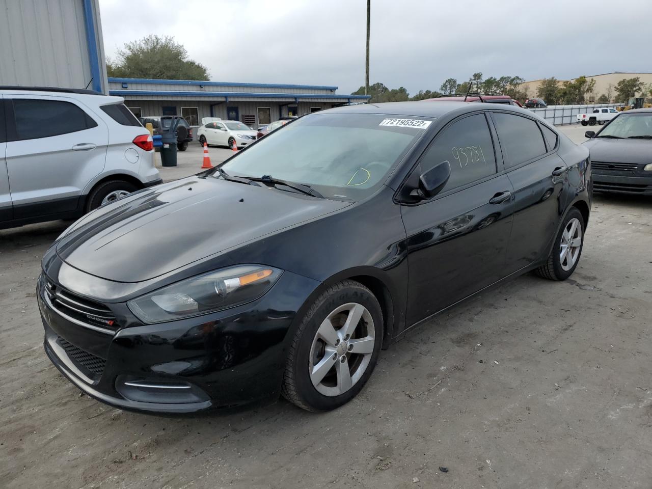 Dodge Dart sxt (2015)