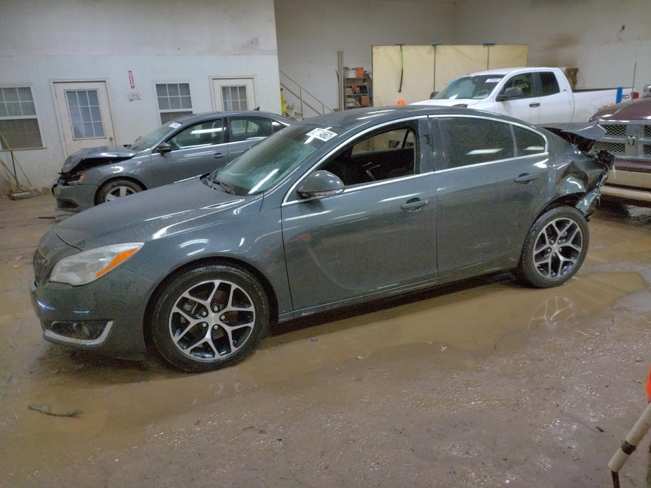 Buick Regal spor (2017)