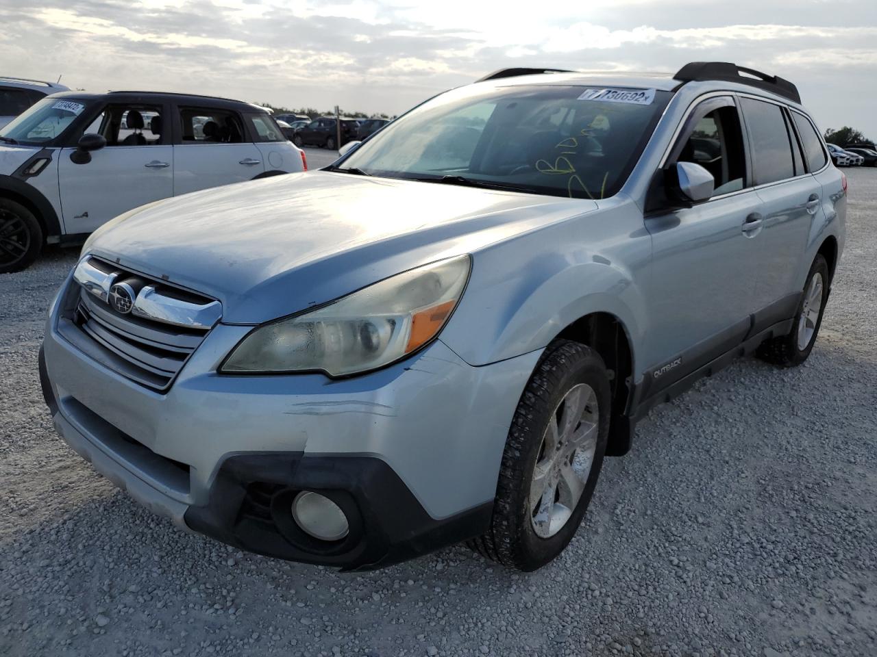 Subaru Outback 3- (2013)
