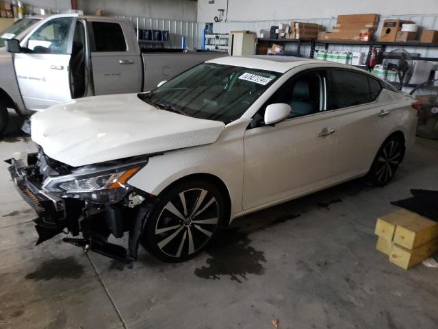 Nissan Altima pla (2020)
