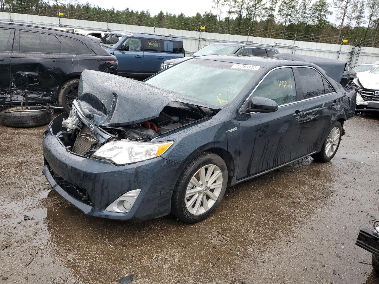 Toyota Camry hybr (2014)