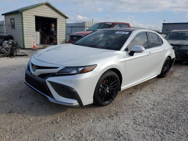 Toyota Camry trd (2022)