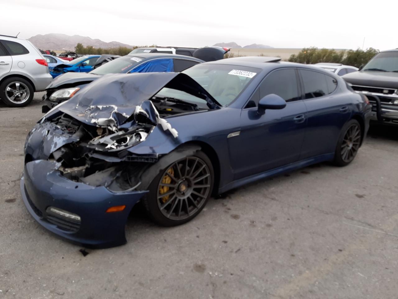 Porsche Panamera s (2012)