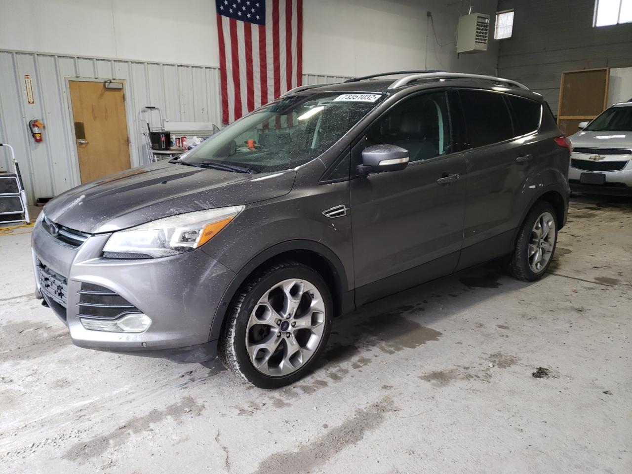 Ford Escape tit (2013)