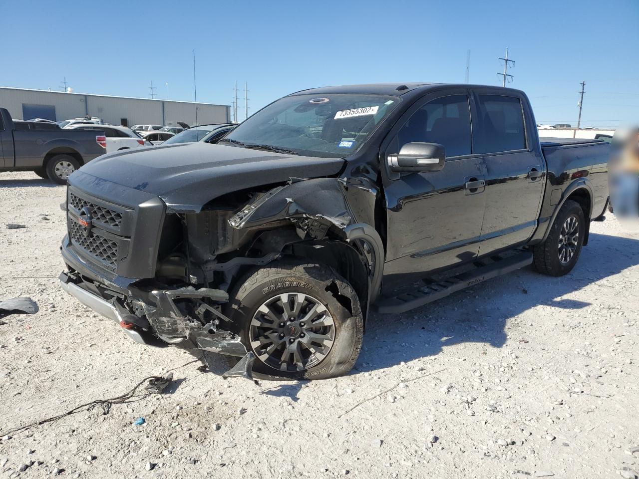 Nissan Titan sv (2021)