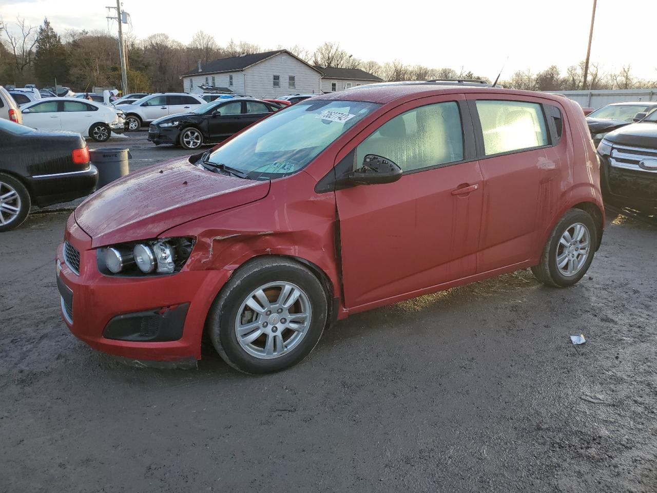 Chevrolet Sonic ls (2012)