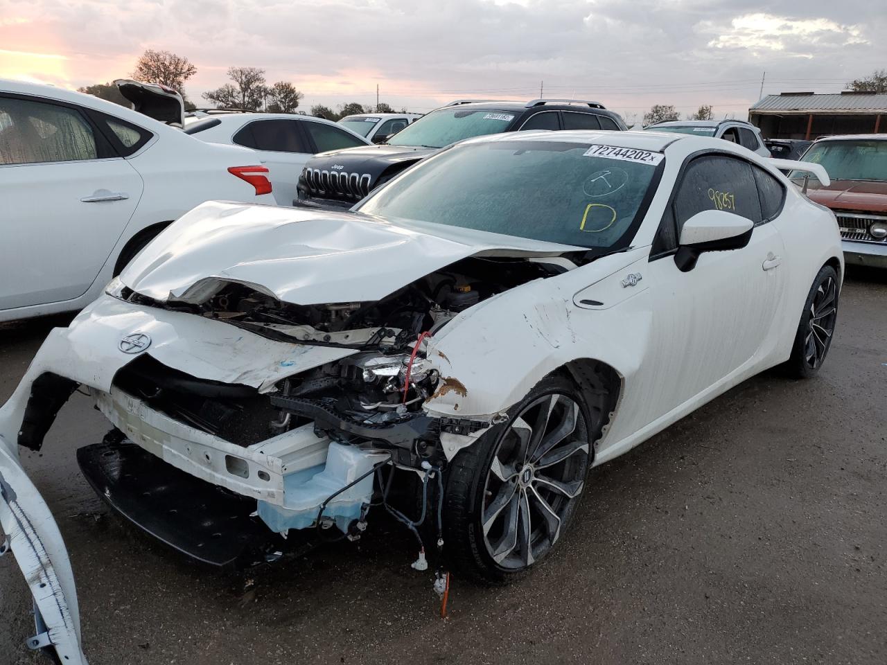Toyota Scion fr-s (2015)