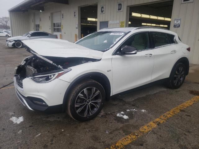 Infiniti Qx30 base (2017)