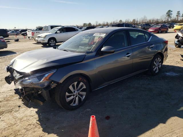 Nissan Altima s (2019)