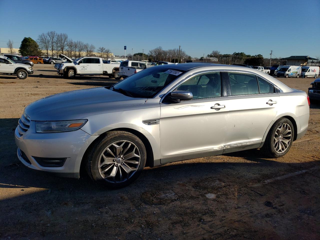 Ford Taurus lim (2013)