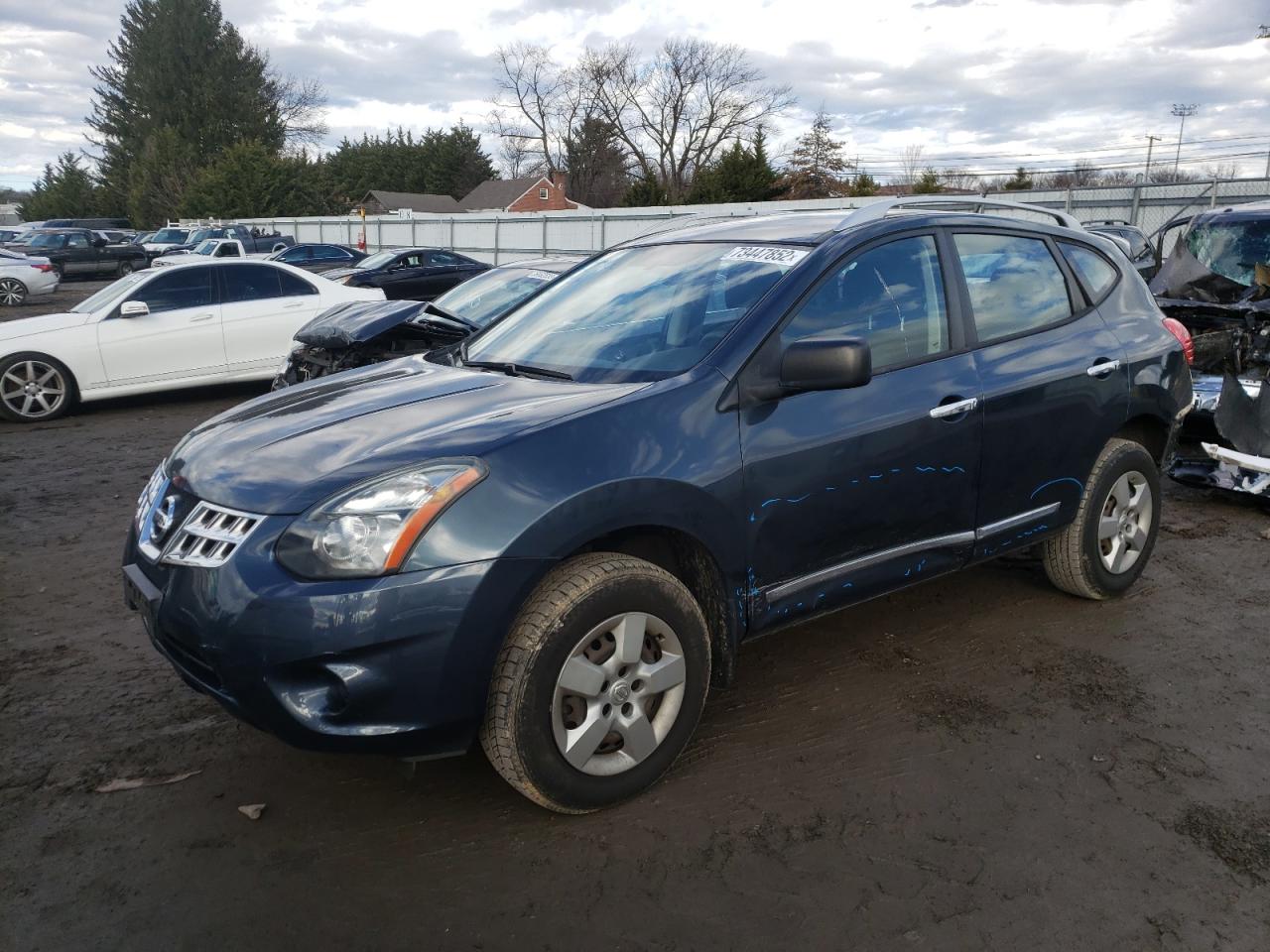 Nissan Rogue sele (2015)