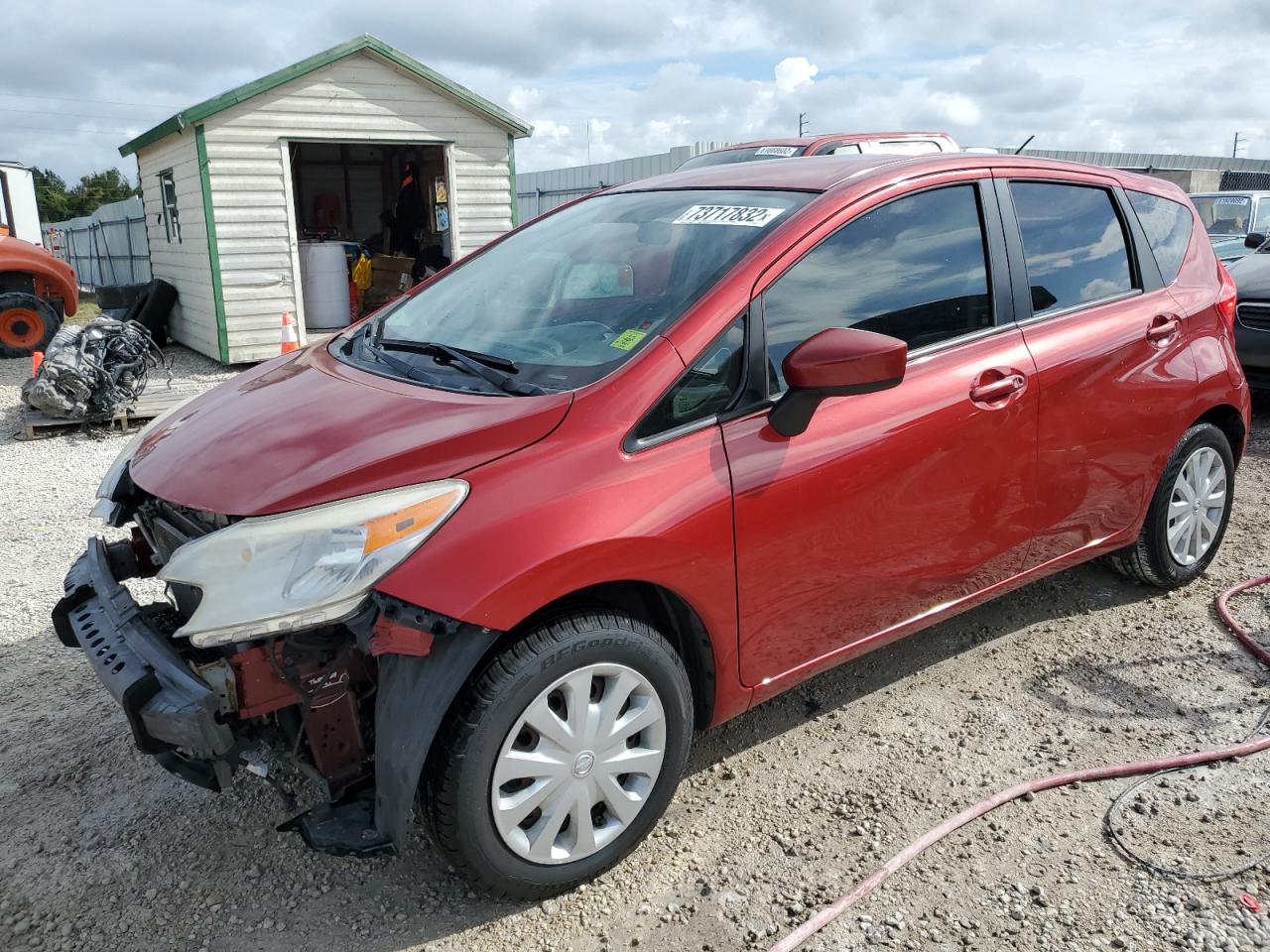 Nissan Versa note (2015)