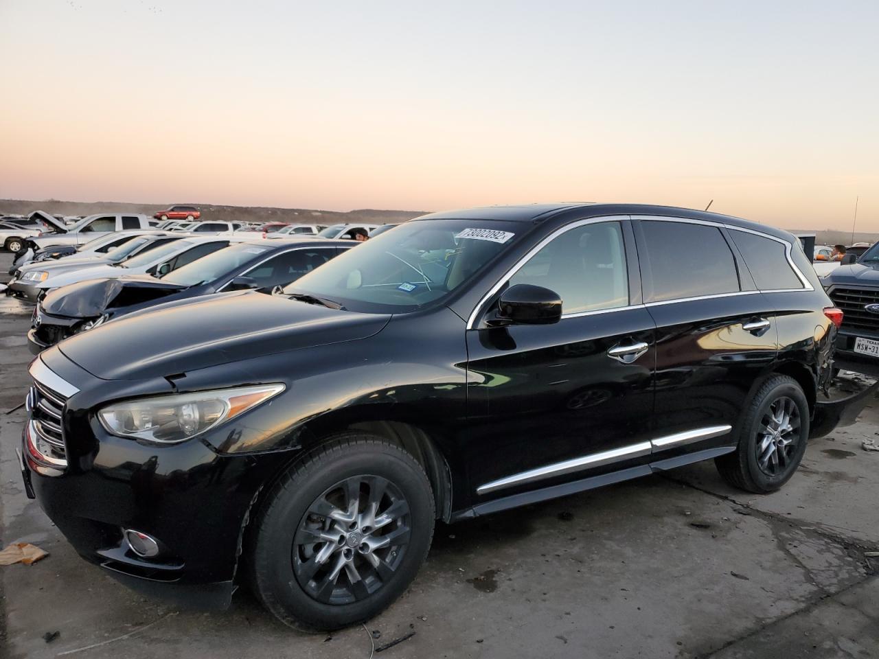 Infiniti Jx35 (2013)
