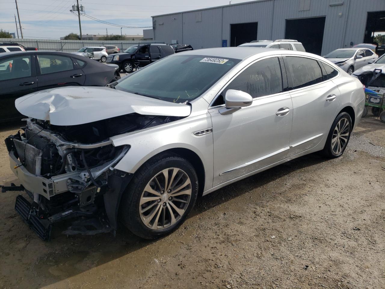 Buick Lacrosse e (2017)