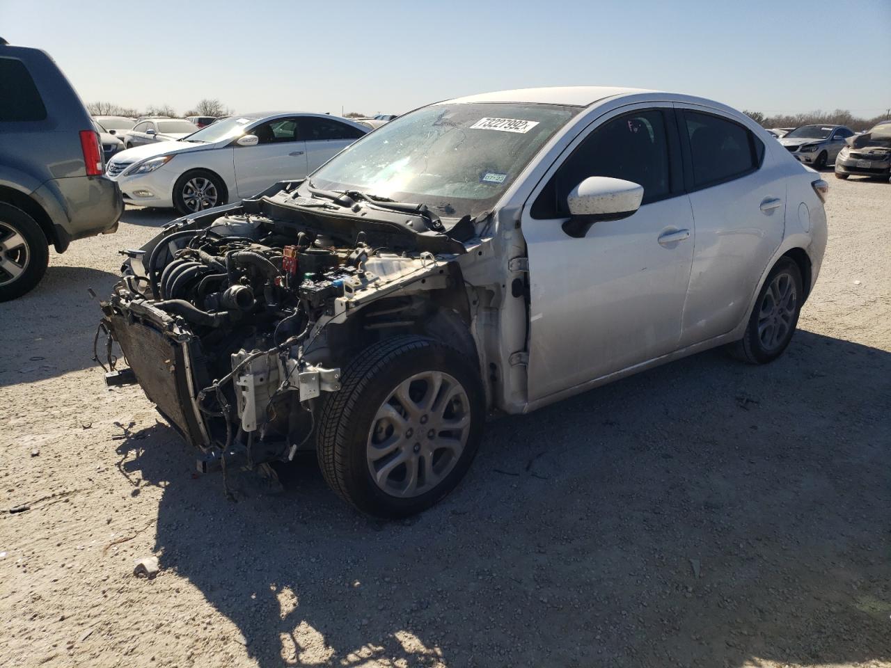 Toyota Scion ia (2016)