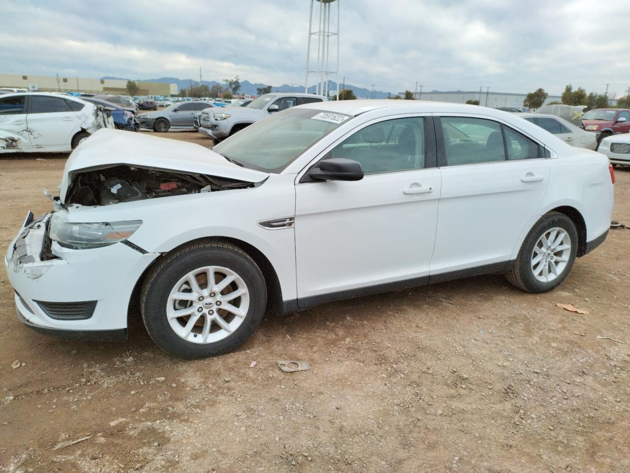 Ford Taurus se (2014)