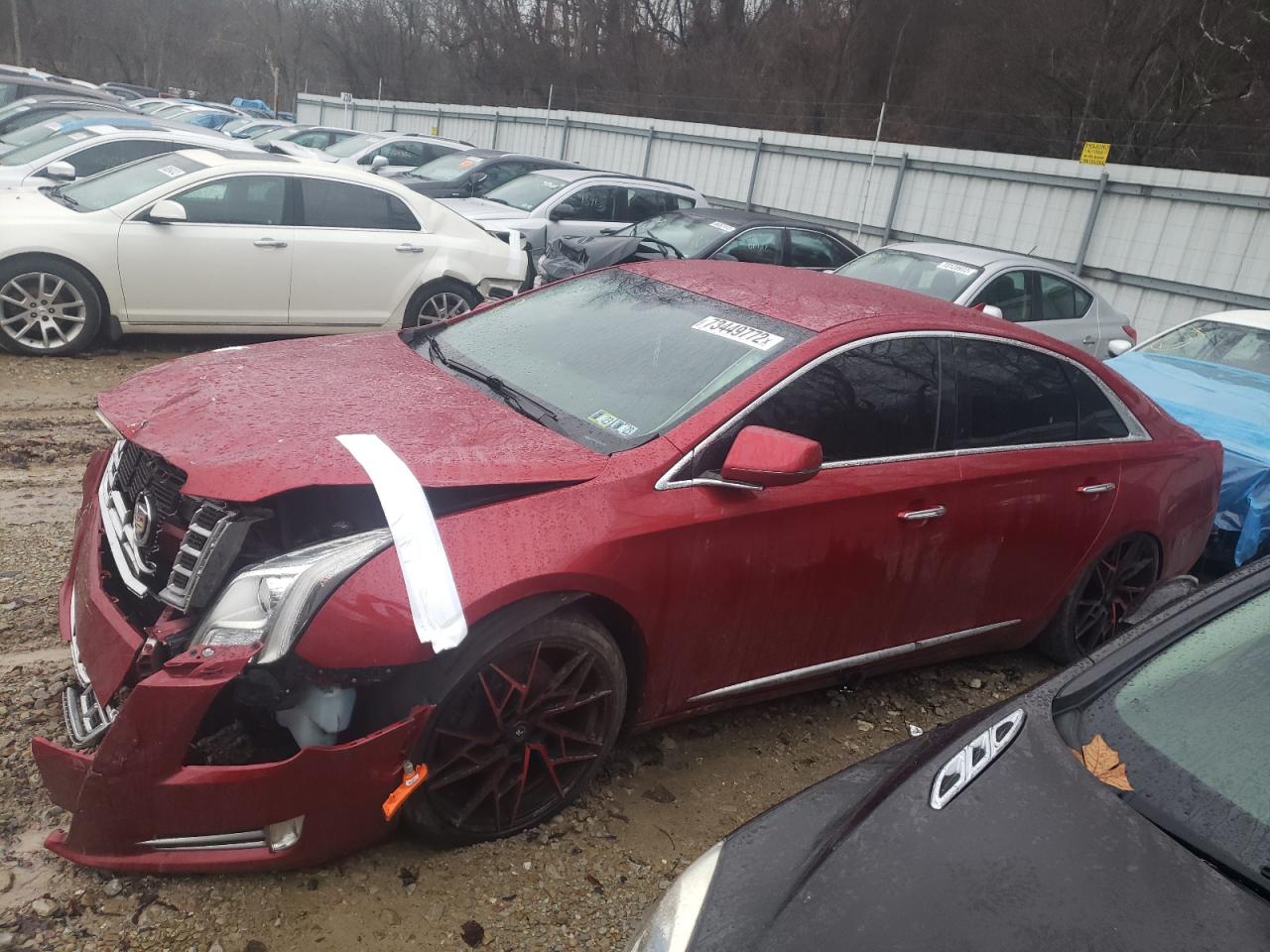 Cadillac Xts luxury (2013)