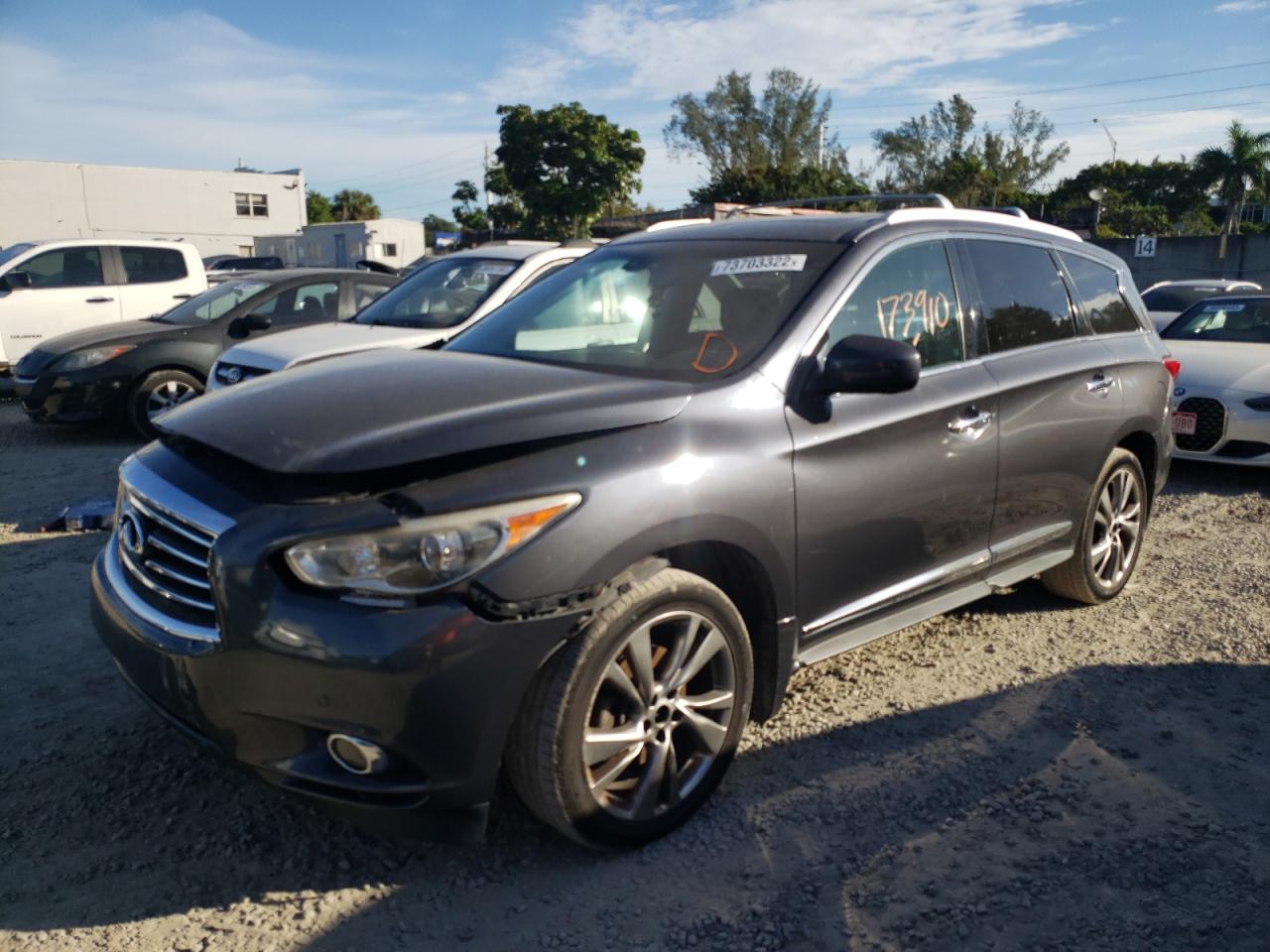 Infiniti Jx35 (2013)