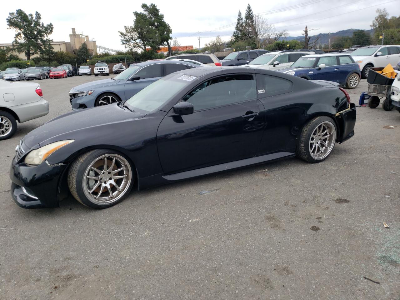 Infiniti G37 base (2010)