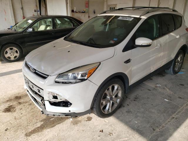 Ford Escape tit (2014)