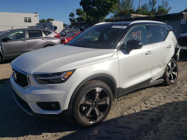 Volvo Xc40 t5 mo (2022)