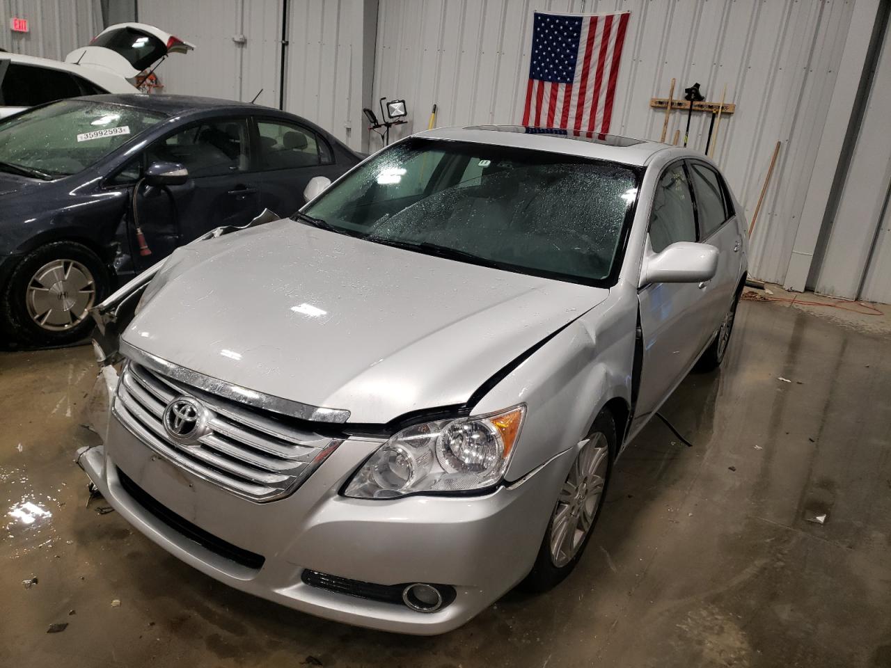 Toyota Avalon xl (2010)