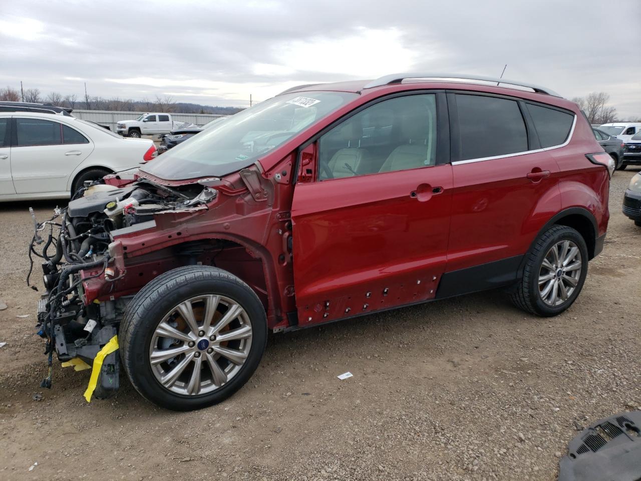 Ford Escape tit (2018)